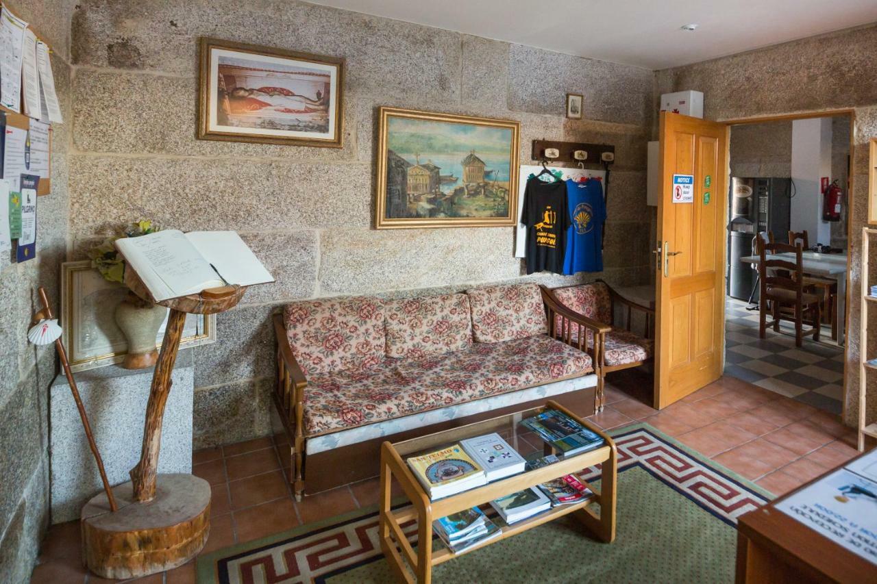 Hostal Albergue Villa San Clemente Tui Exterior photo