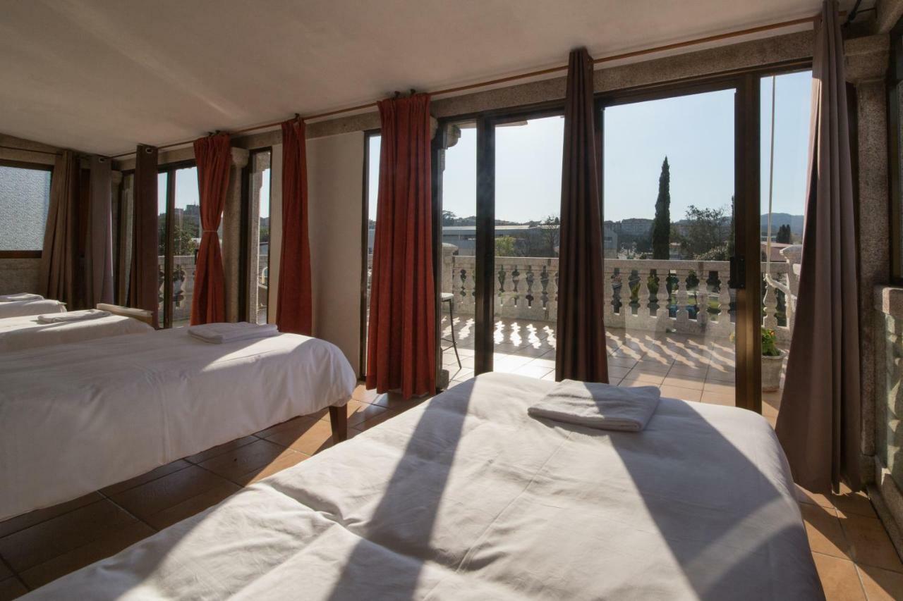Hostal Albergue Villa San Clemente Tui Exterior photo